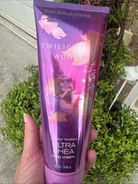 Bath & Body Works Twilight Woods Ultra Shea Body Cream - Purple